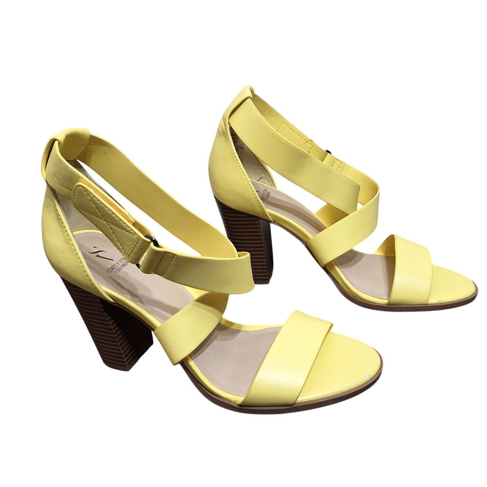 Vera Wang Women 7.5M Braestar Strappy Vibrant Yellow Block Heel Sandals Open Toe